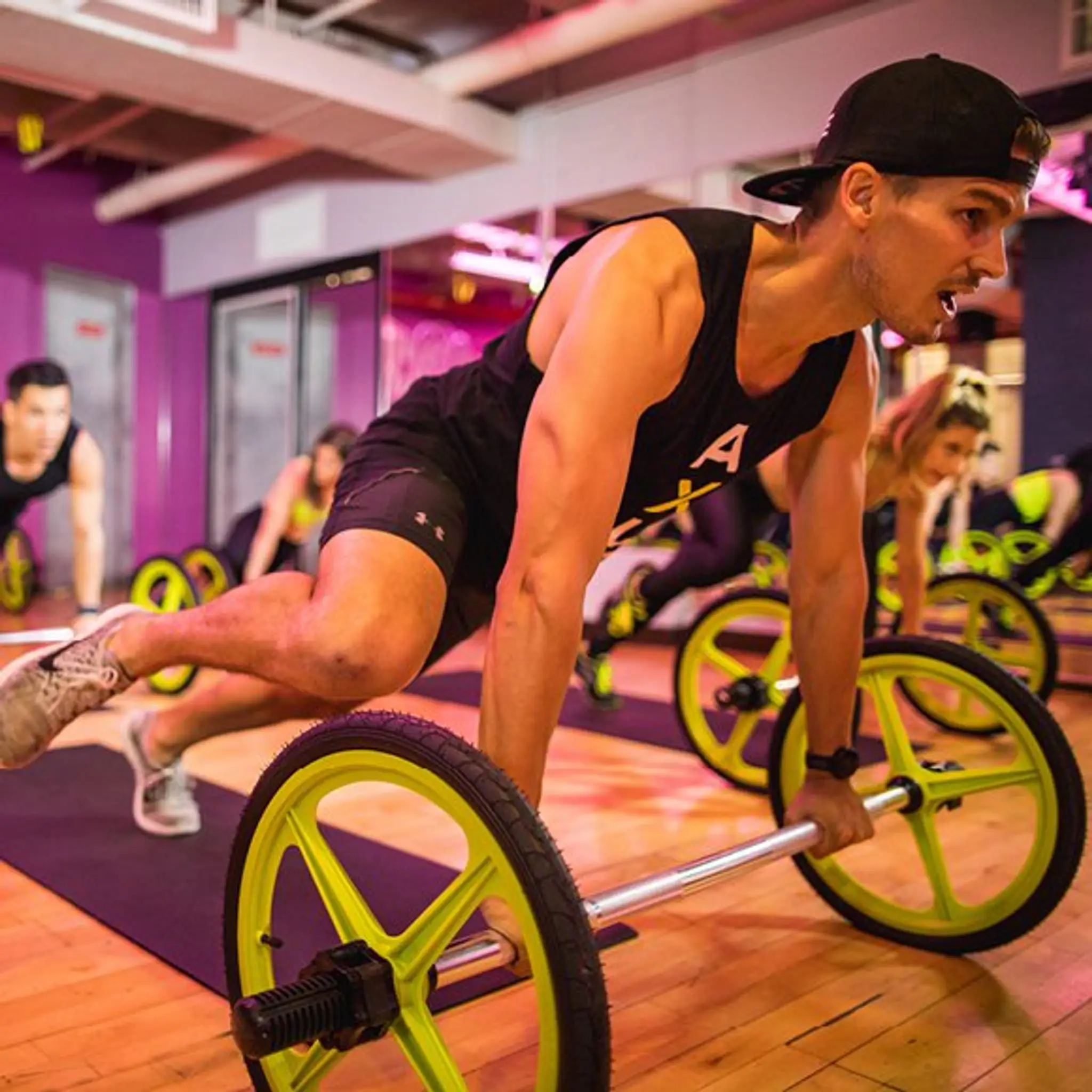 Crunch Fitness - Brantford