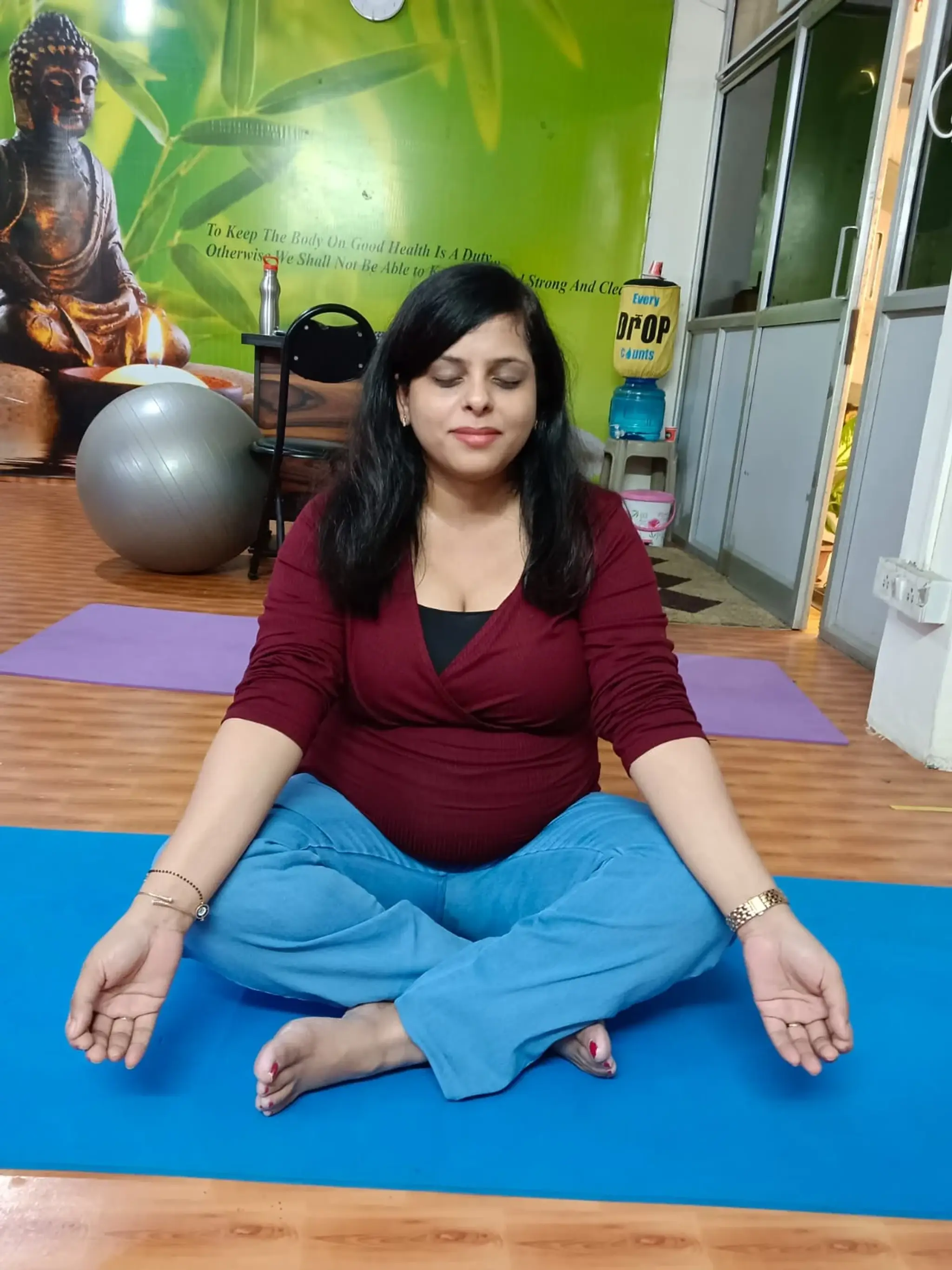 OMANSH PHYSIOTHERAPY YOG AND PREGNANCY CLINIC