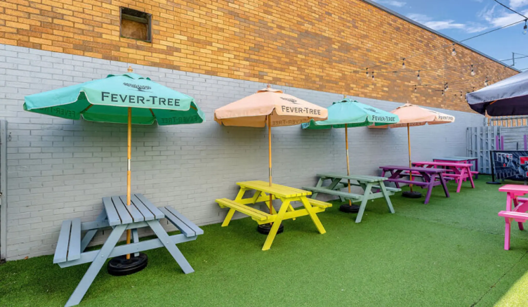 The Ball Room Sports Bar (Bellshill) - Pool, Snooker & Darts Hall