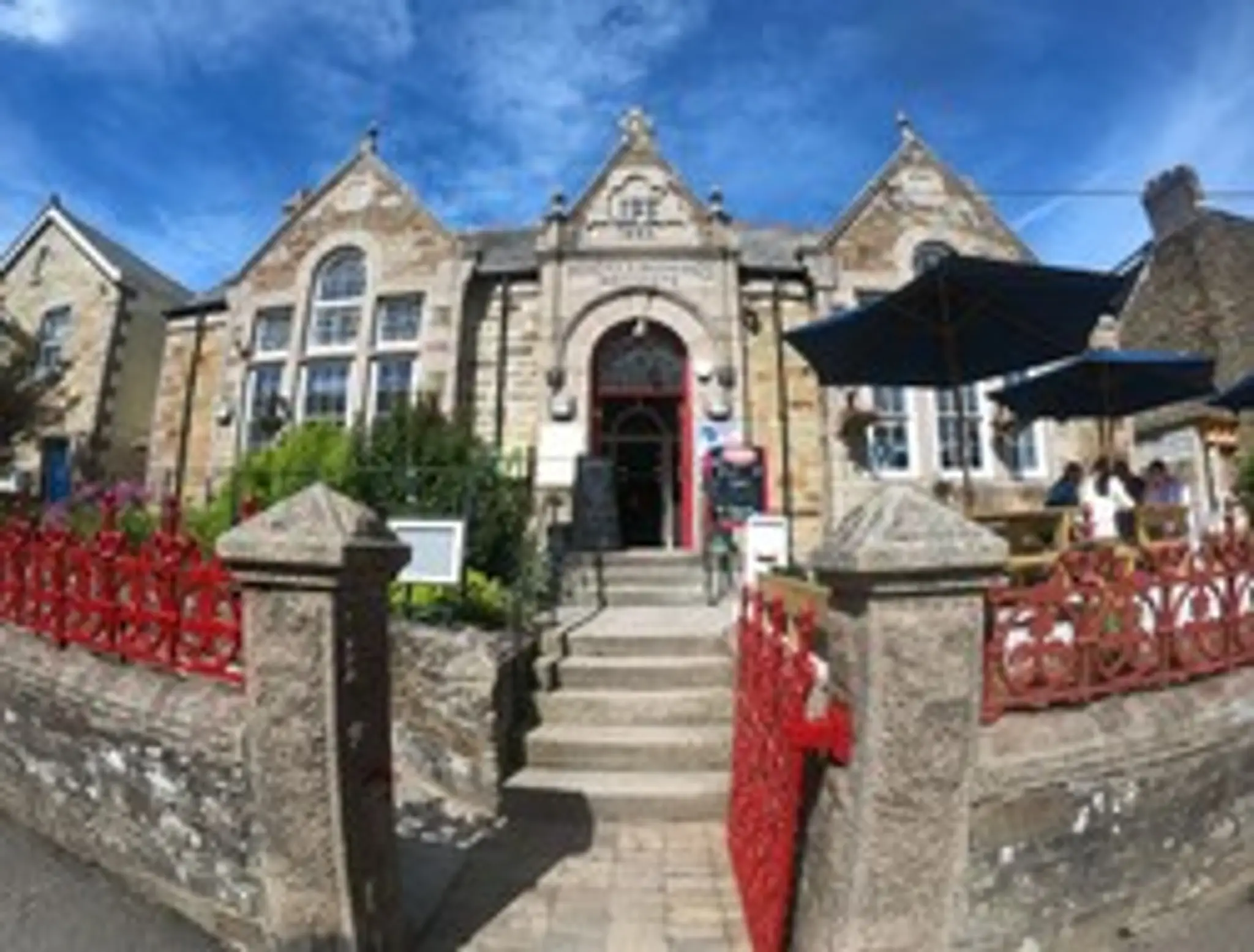 St Agnes MMI - The Miners & Mechanics' Institute