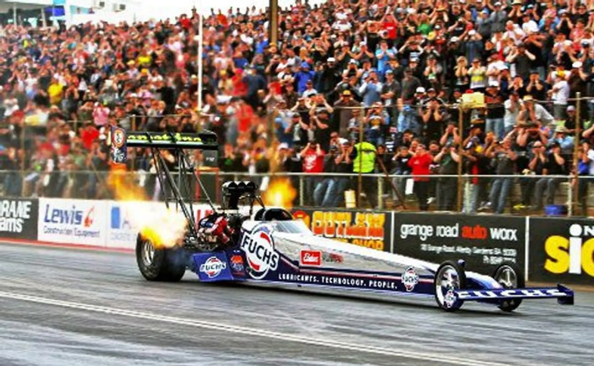 Adelaide International Raceway