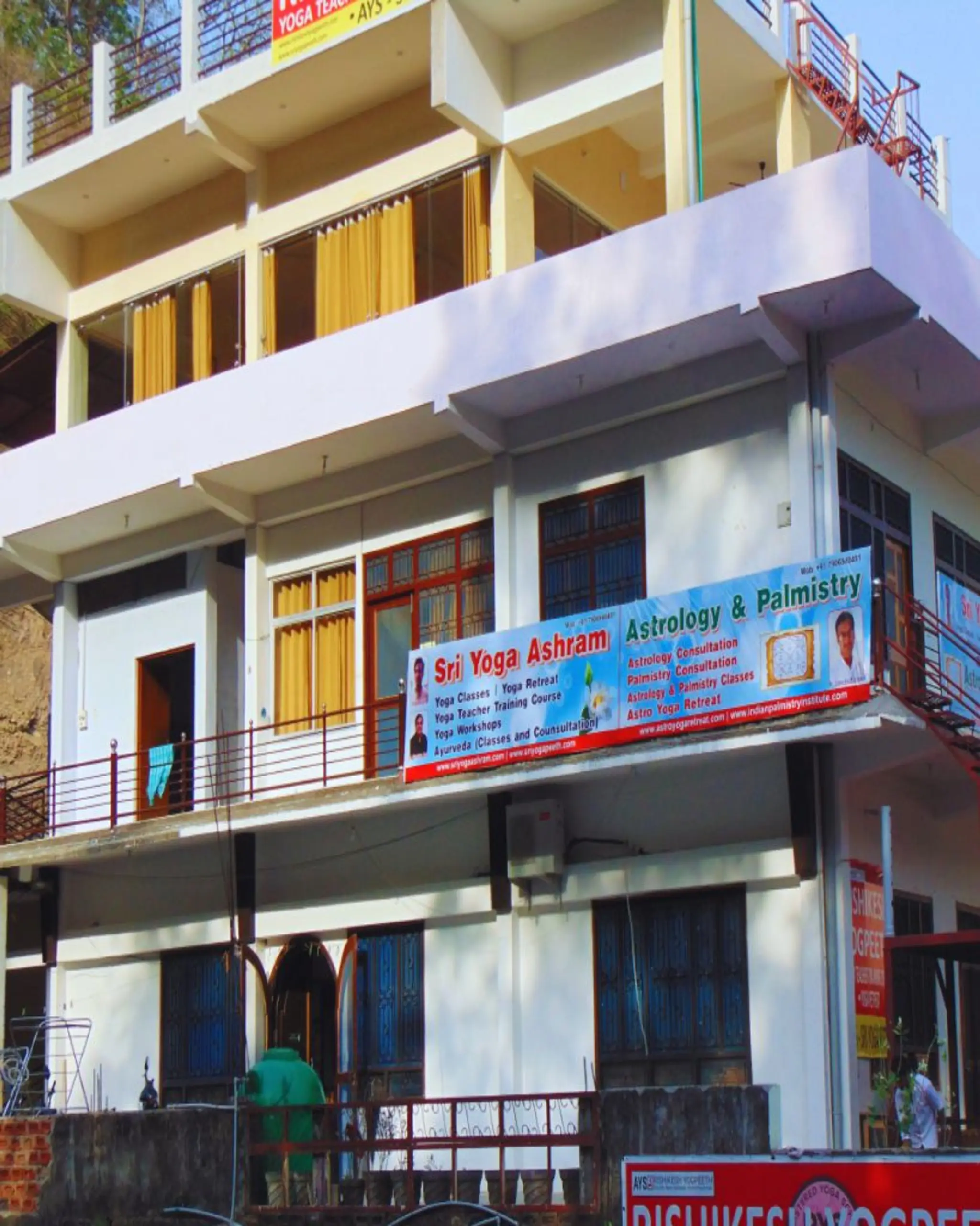 Sri Yoga Peeth