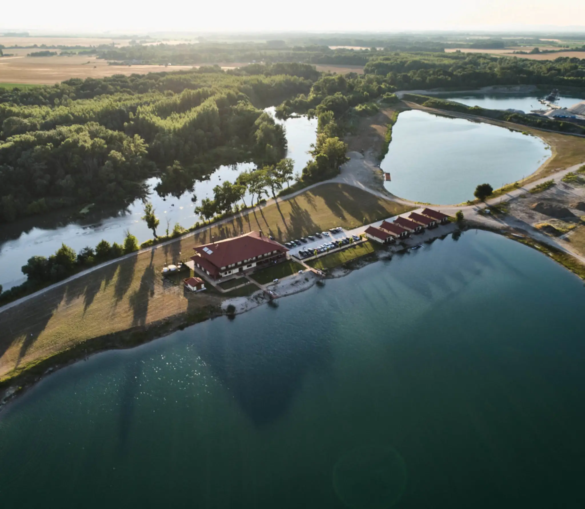 Lake Side Residence