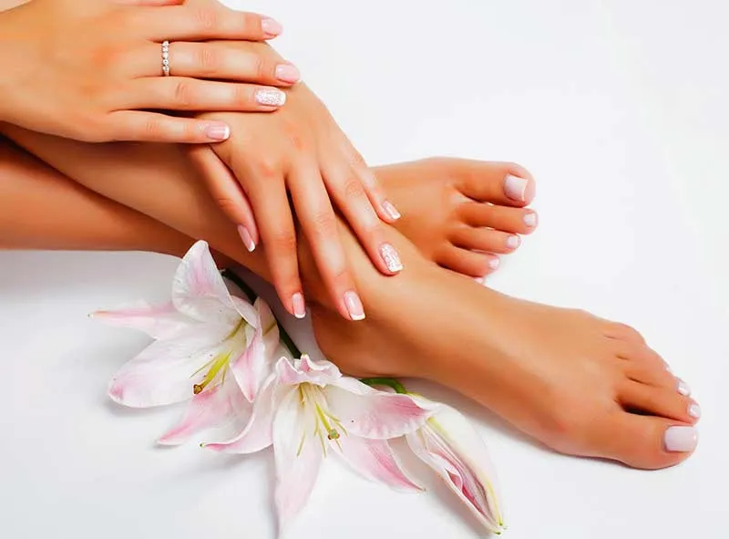 Manicure & Pedicure