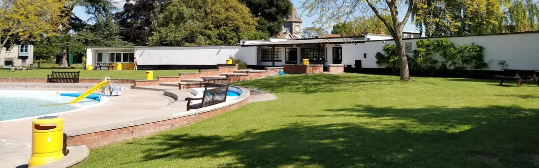 Greenbank Heated Outdoor Pool