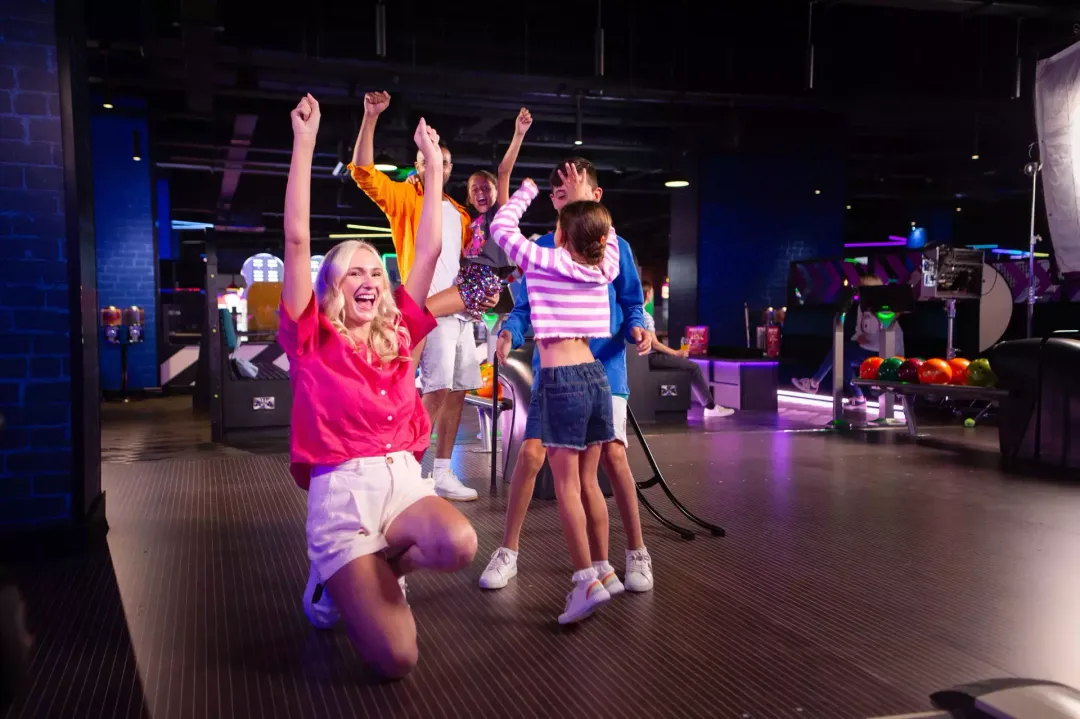 Hollywood Bowl Teen Birthday Party