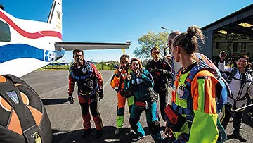 Saut en parachute - Le Val St Pere