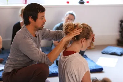 Thai Yoga Massage In Motion With Dave Hoyle