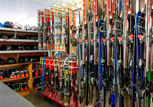 Polmonthill Snowsports Centre