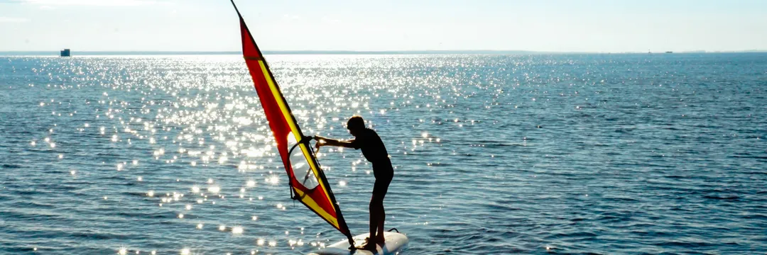 Beginner Windsurfing Lessons