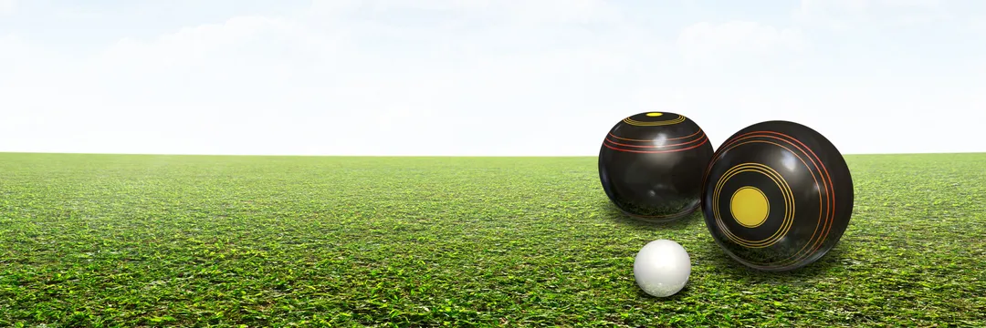 Clovelly Barefoot Bowls
