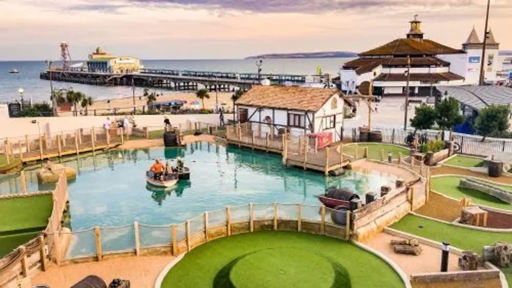 Smugglers Cove Adventure Golf