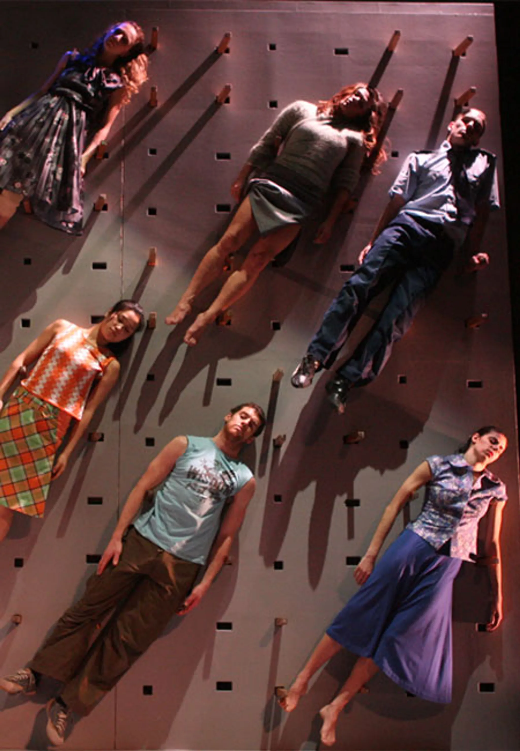 ALiCE by Jasmin Vardimon Company