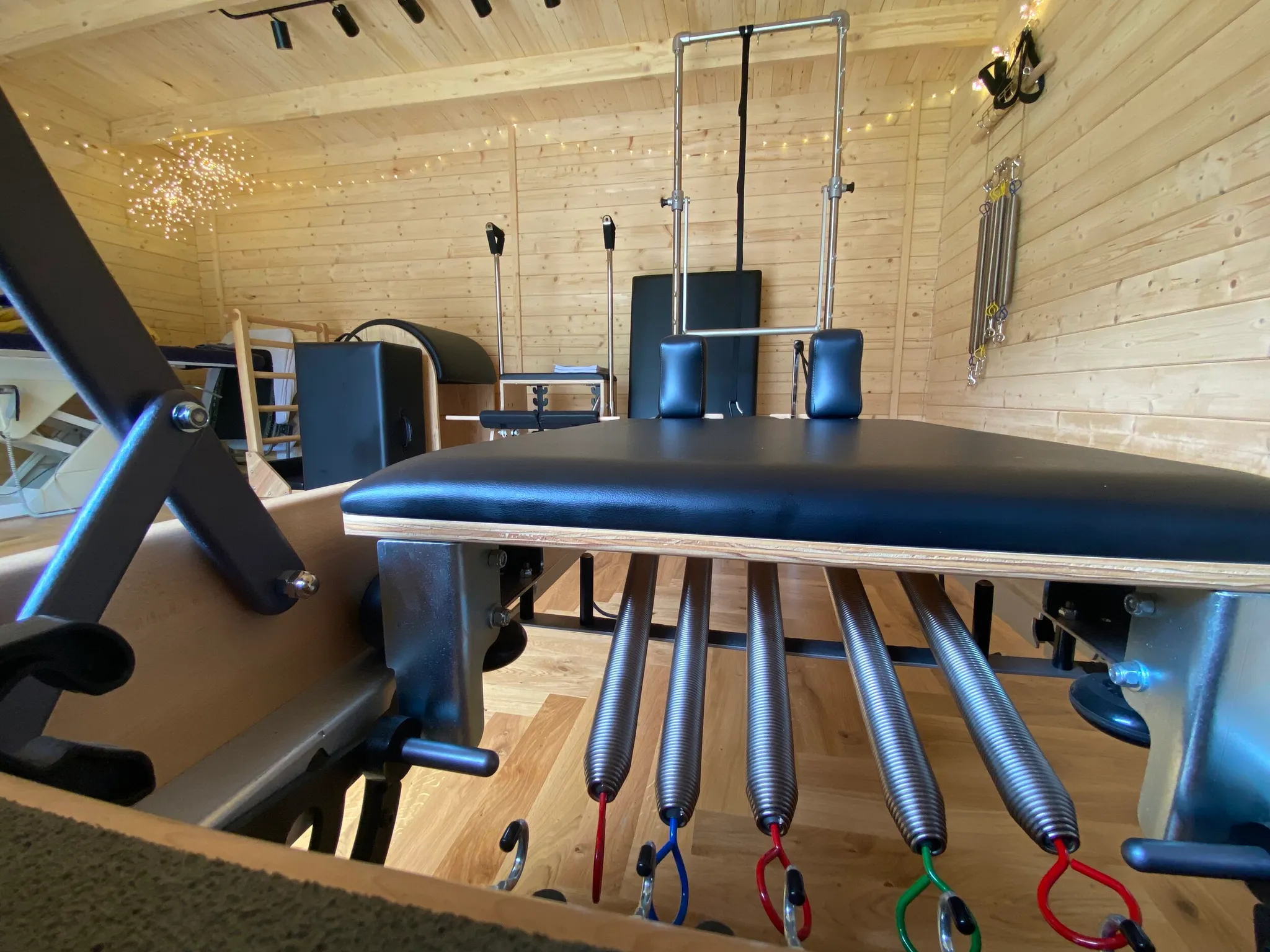 Becky Case-Upton: Soft tissue therapy, Massage, Pilates & Reflexology