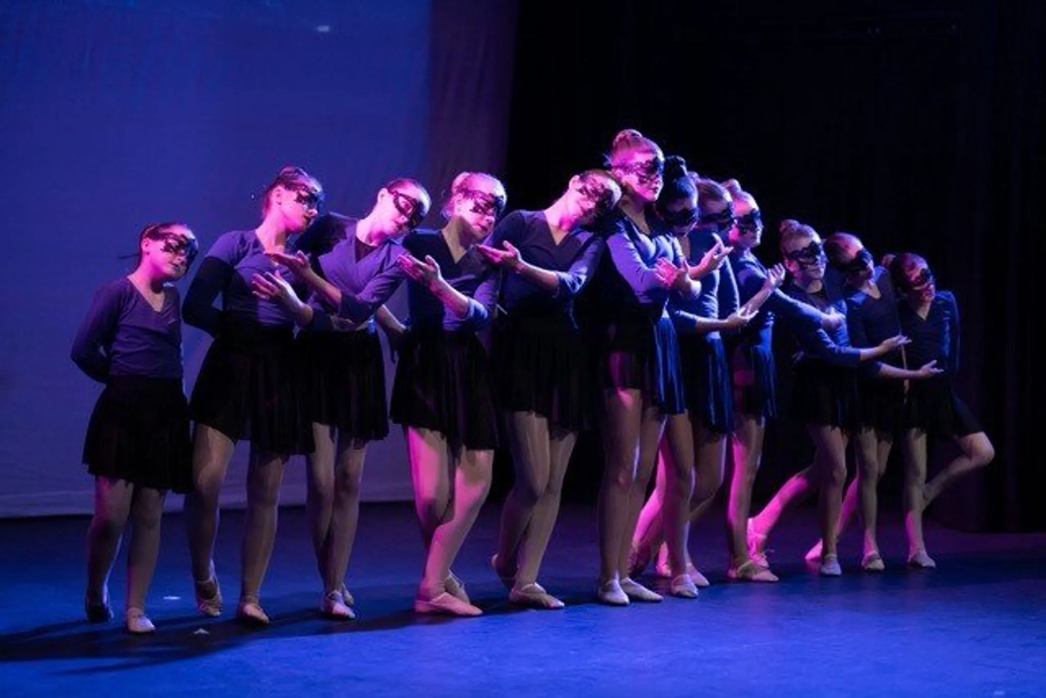 Dance & Acro/Gymnastic classes