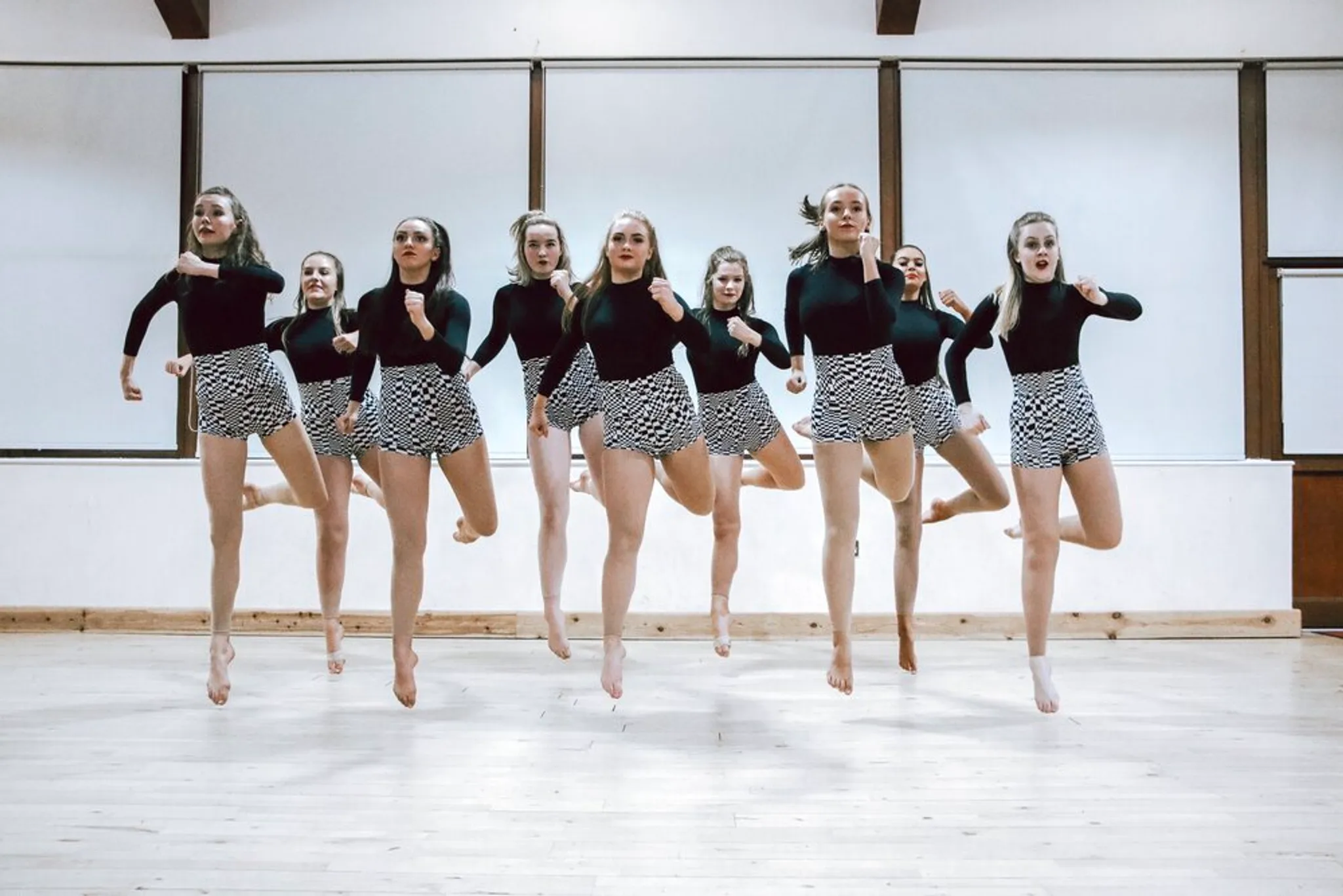 QUALITY DANCE & PERFORMING ARTS TRAINING IN WARRINGTON