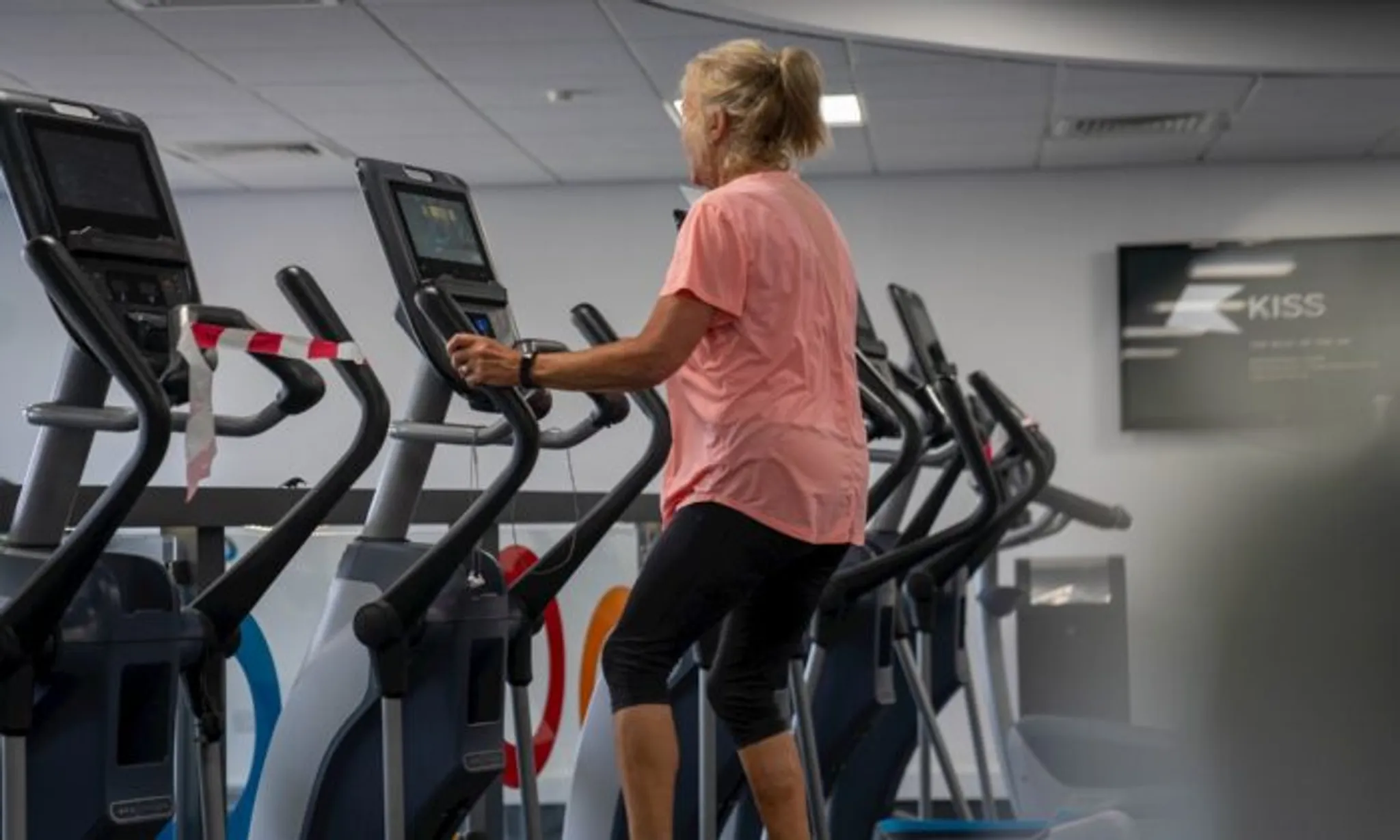 Stand Up Paddleboarding or Kayaking Taster Session