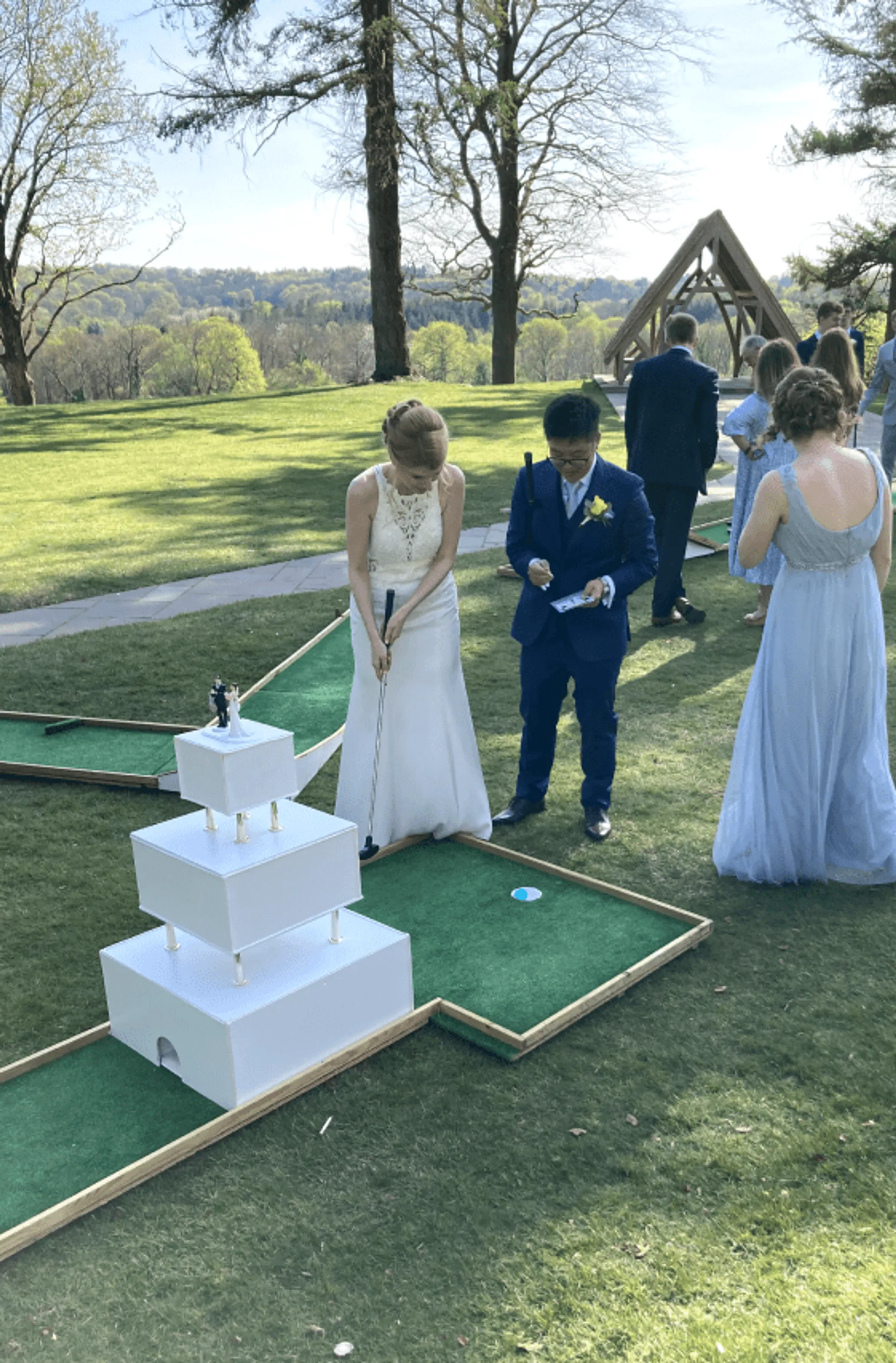 Wedding Crazy Golf