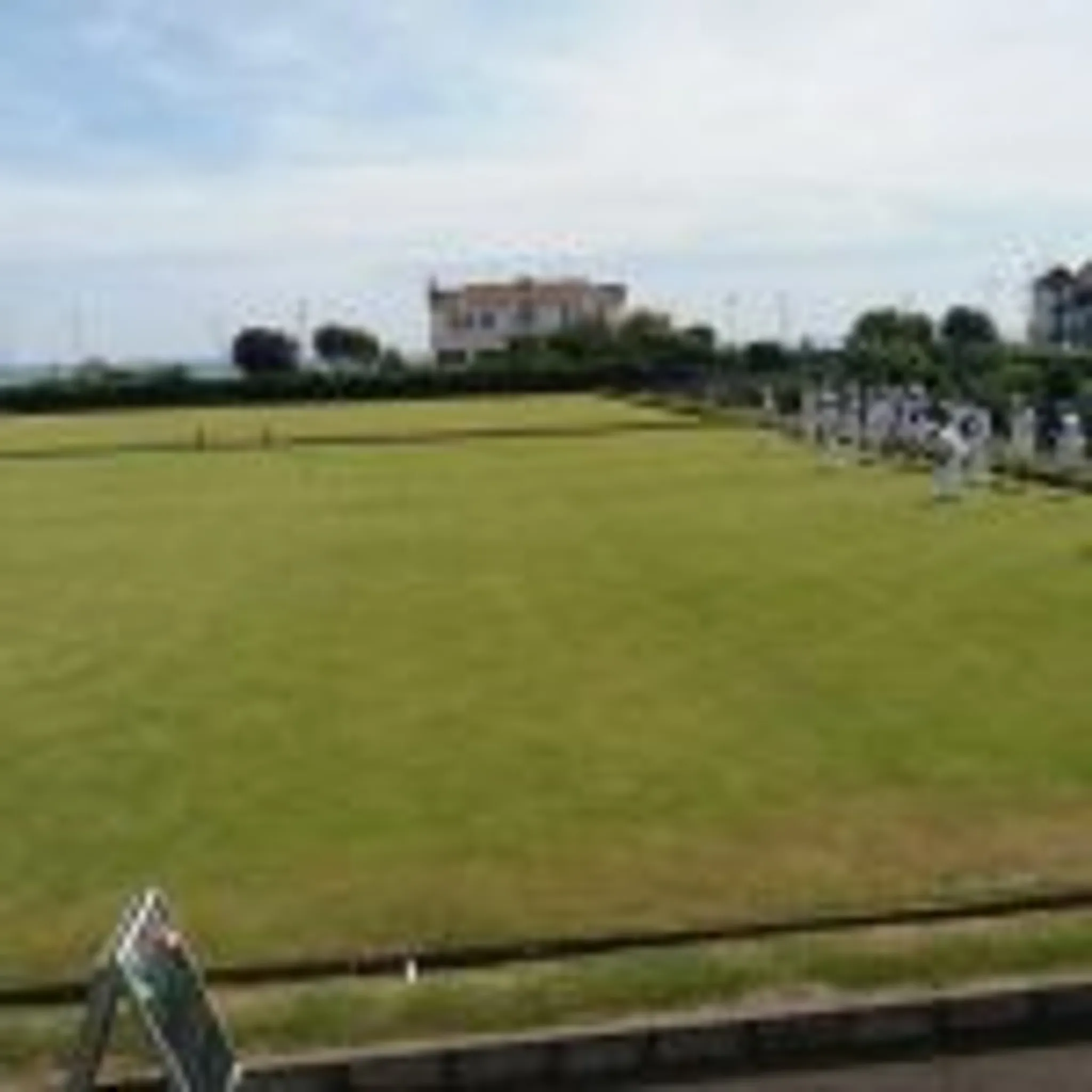 Waterloo Square Bowls & Gardens