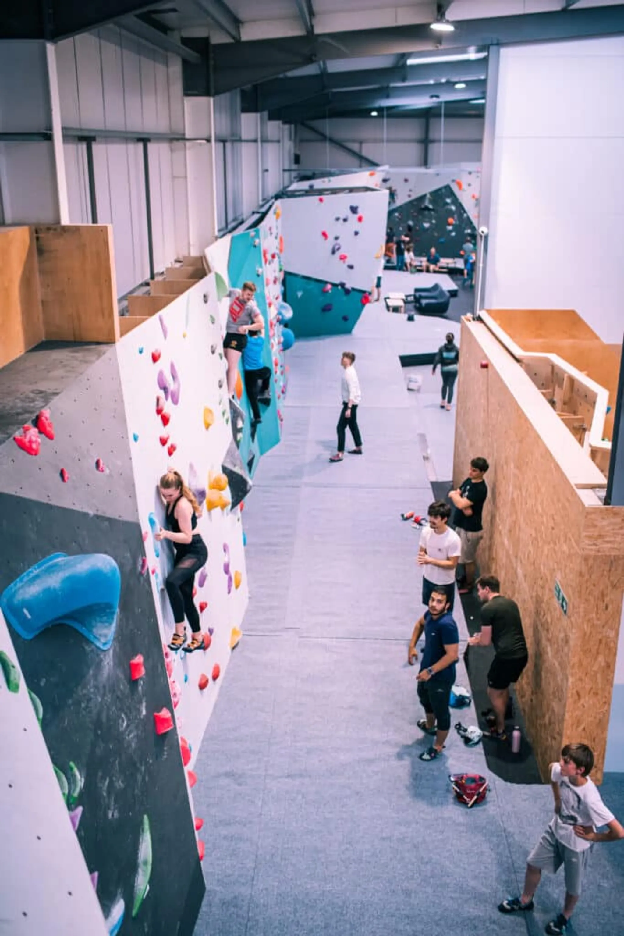 Family Bouldering & Auto-Belays