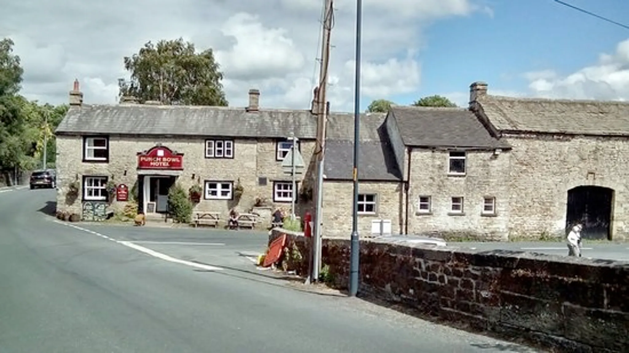 Punch bowl Campsite & Eatery