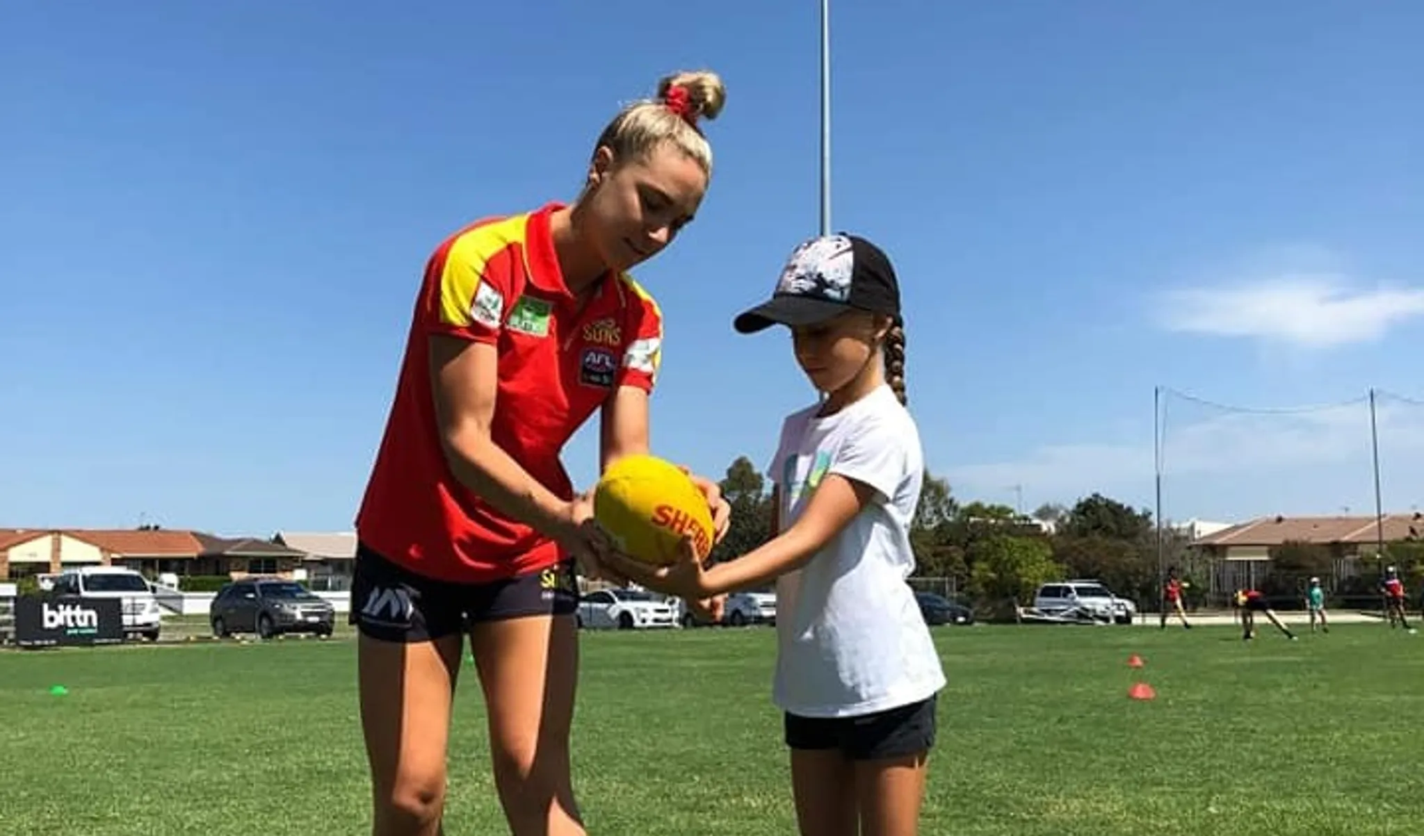 Girls Play Too – Burleigh Bombers Come and Try Day