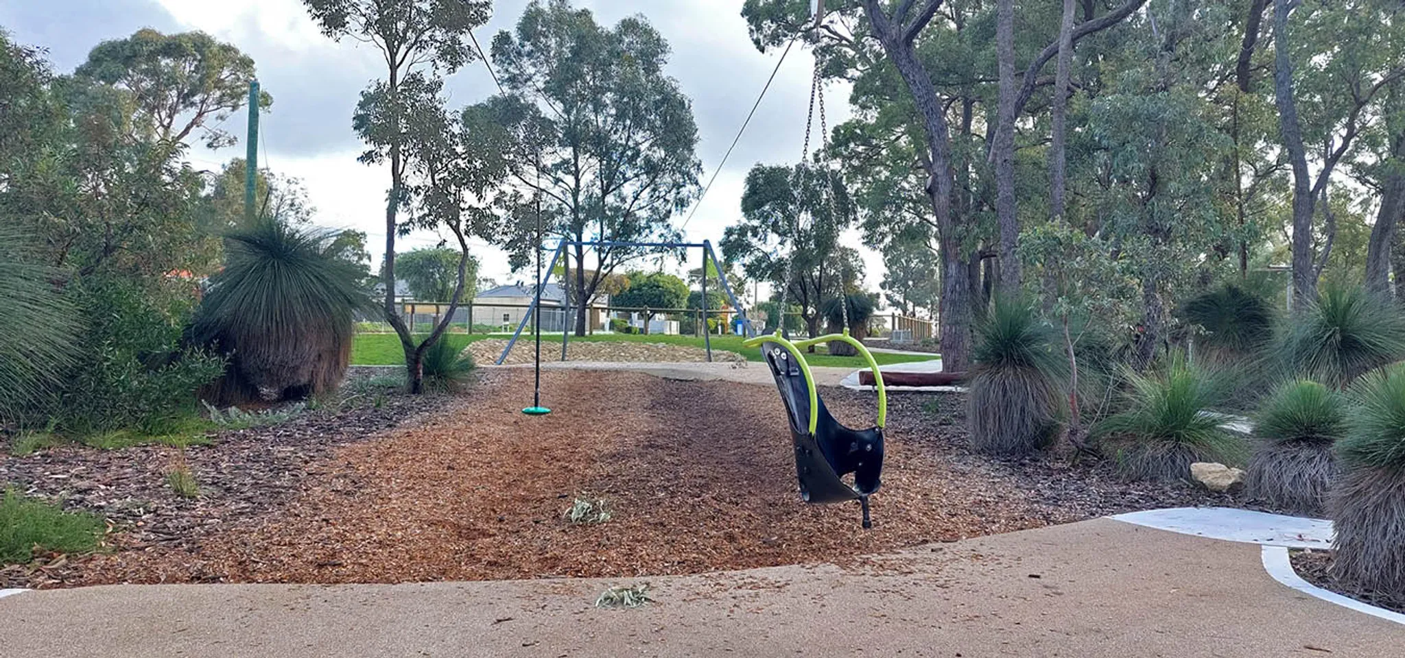 Bina Parkland Skate Plaza