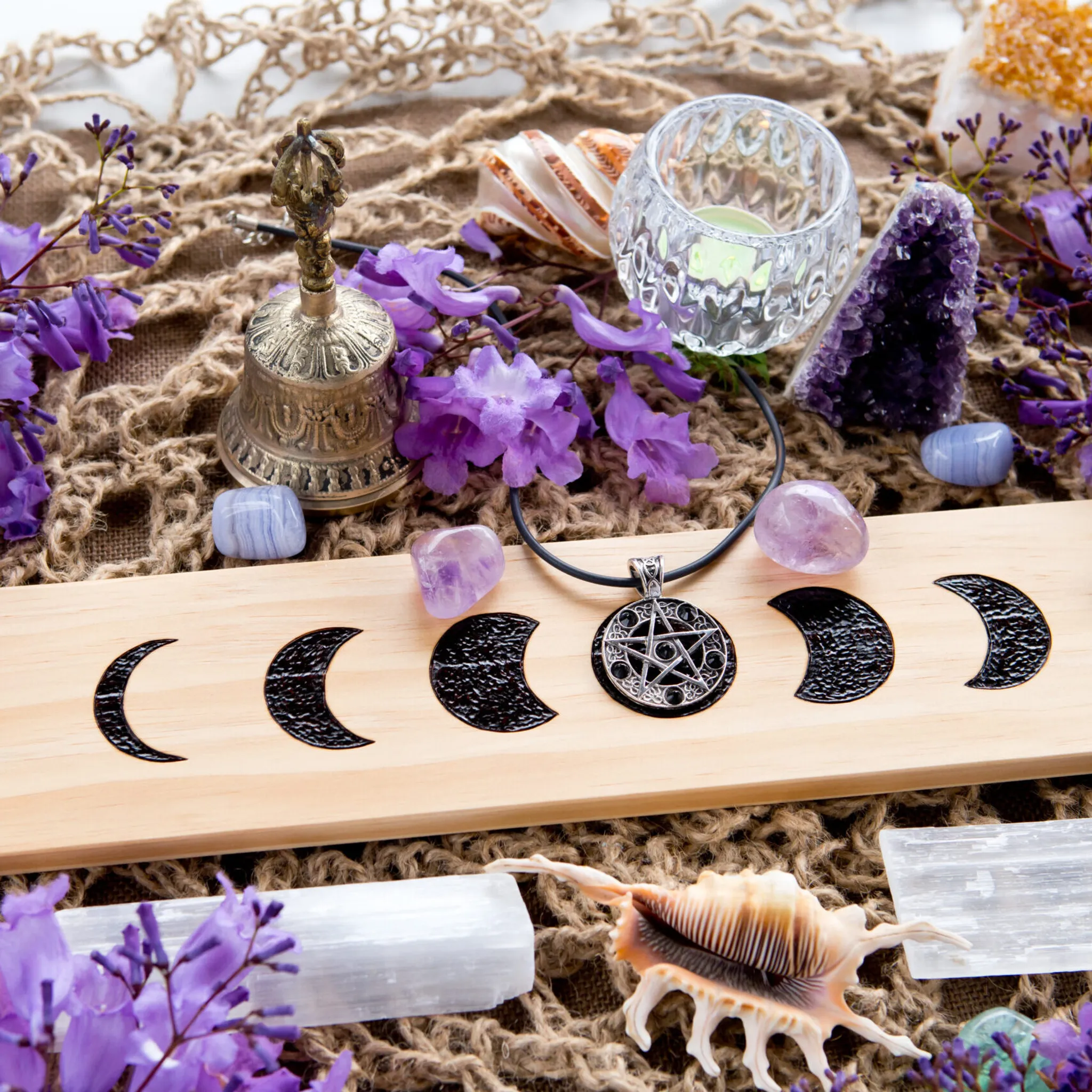 Wyrd Enchantress @ Remedy Green