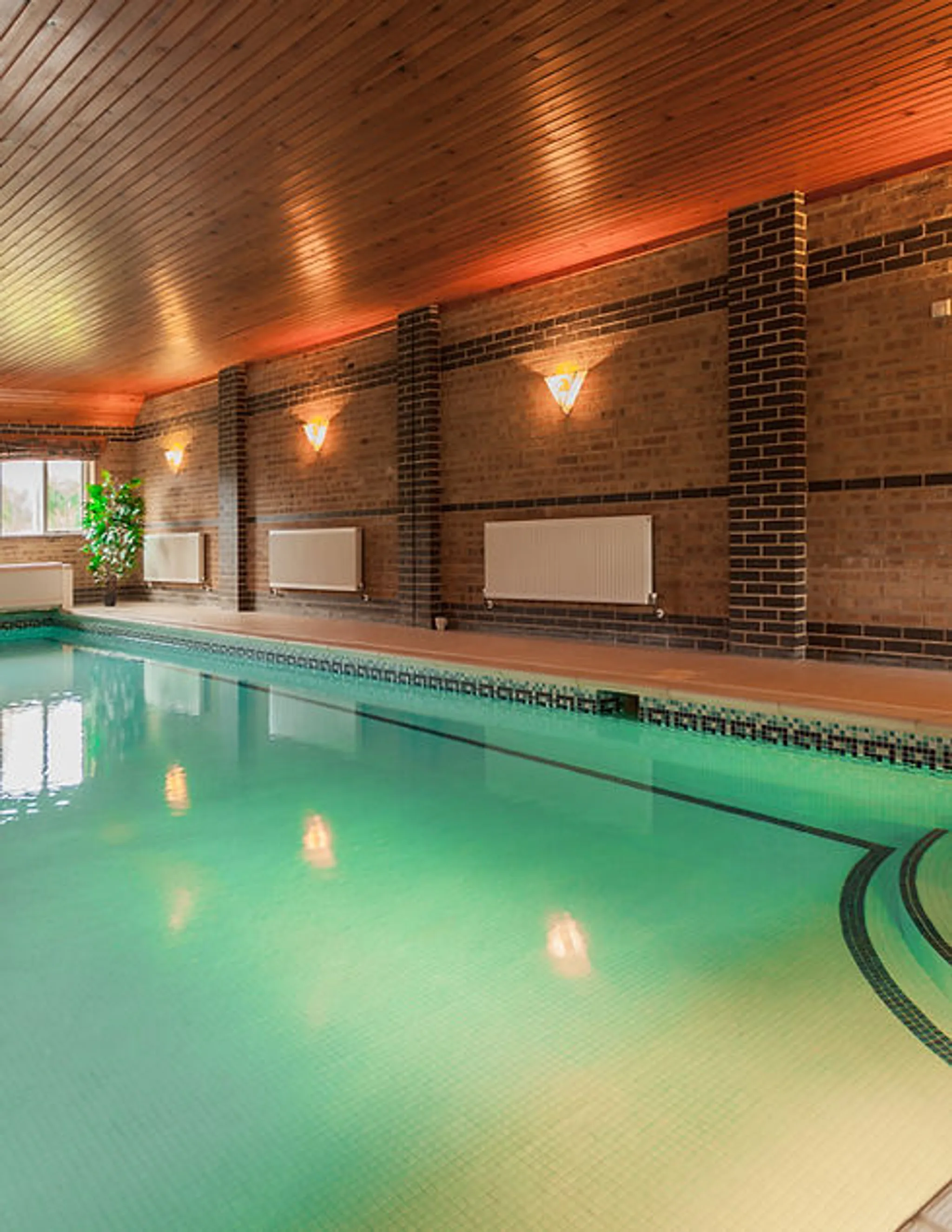 Wroxham Pool Hire