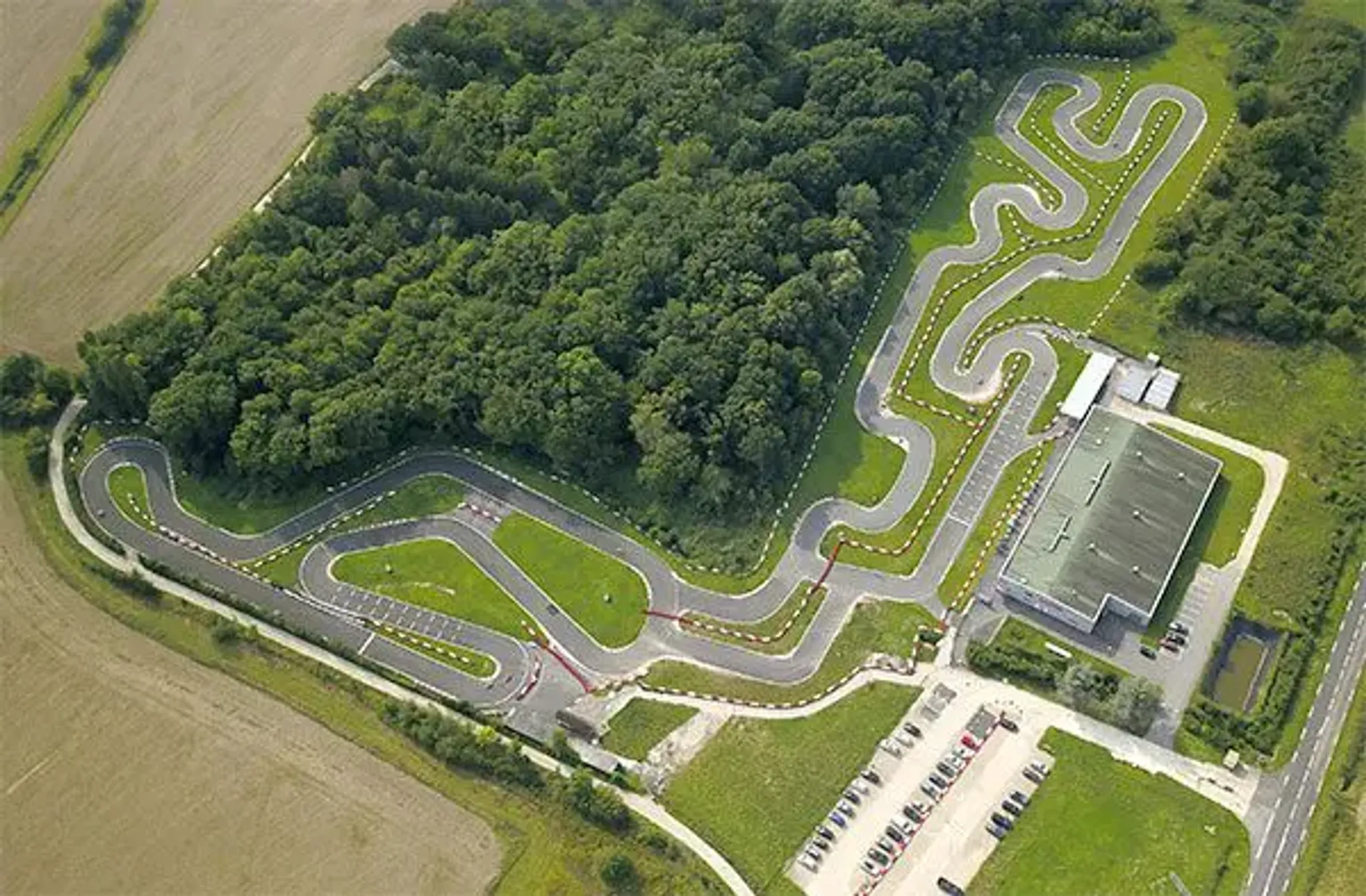 La Briqueterie Les Etards (Karting Buffo)