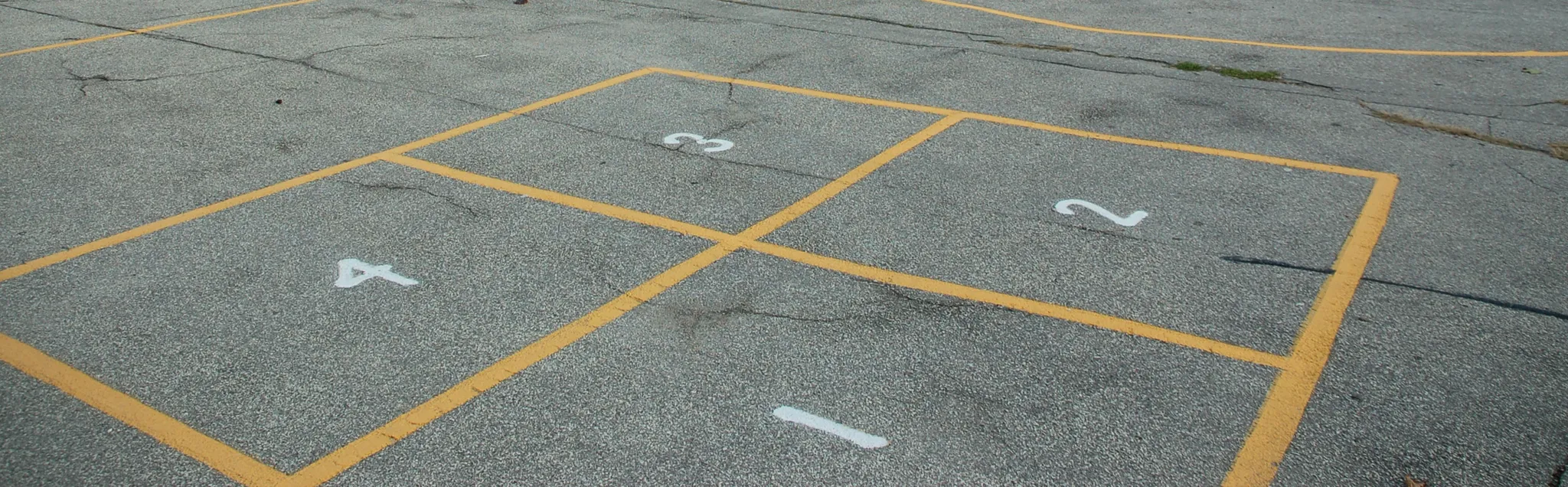 4 Square Handball banner