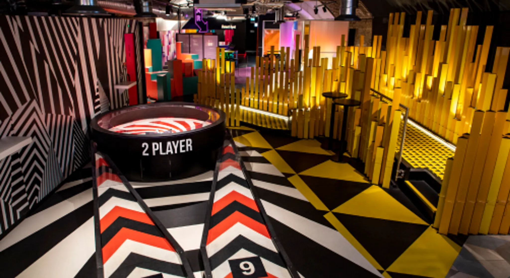 Birdies Crazy Golf at Angel Central