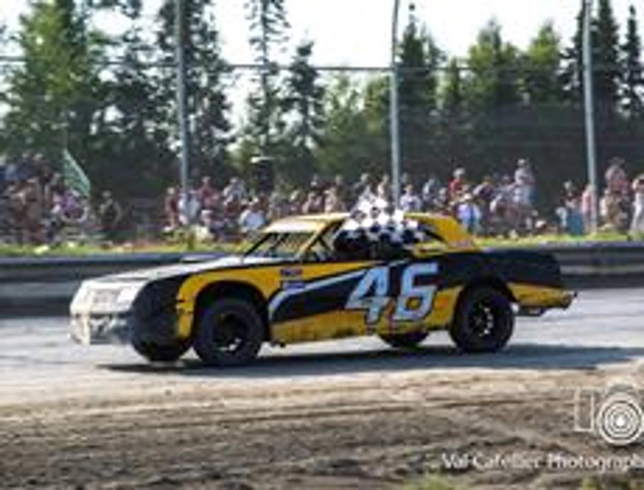 Friday Night Racing at Lake of the Woods Speedway