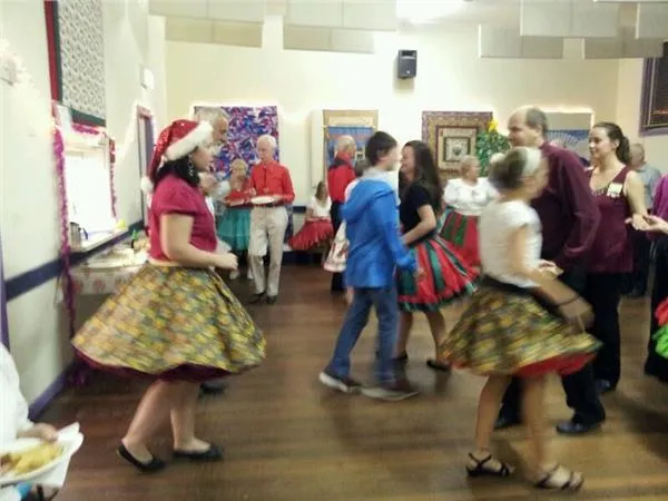  “Tumbi Country” - Square Dance Club