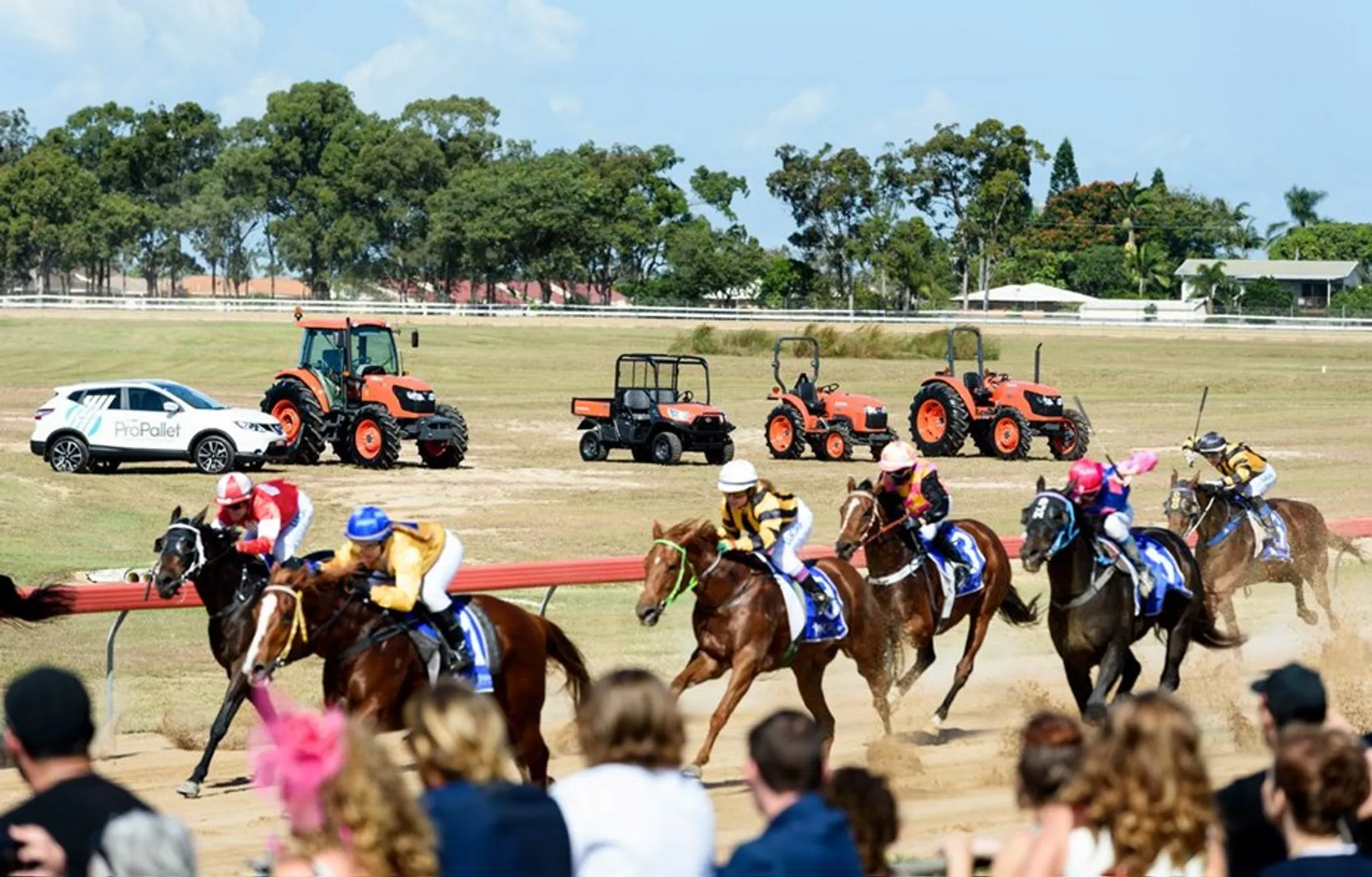 Fashions on The Field