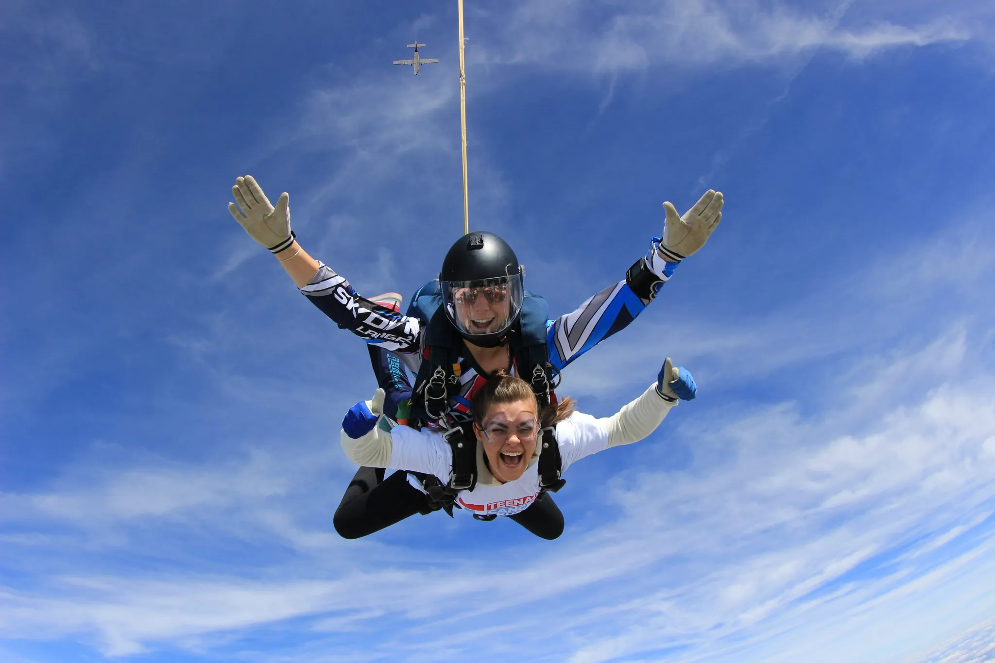 UK's Skydiving Experts Showtime!