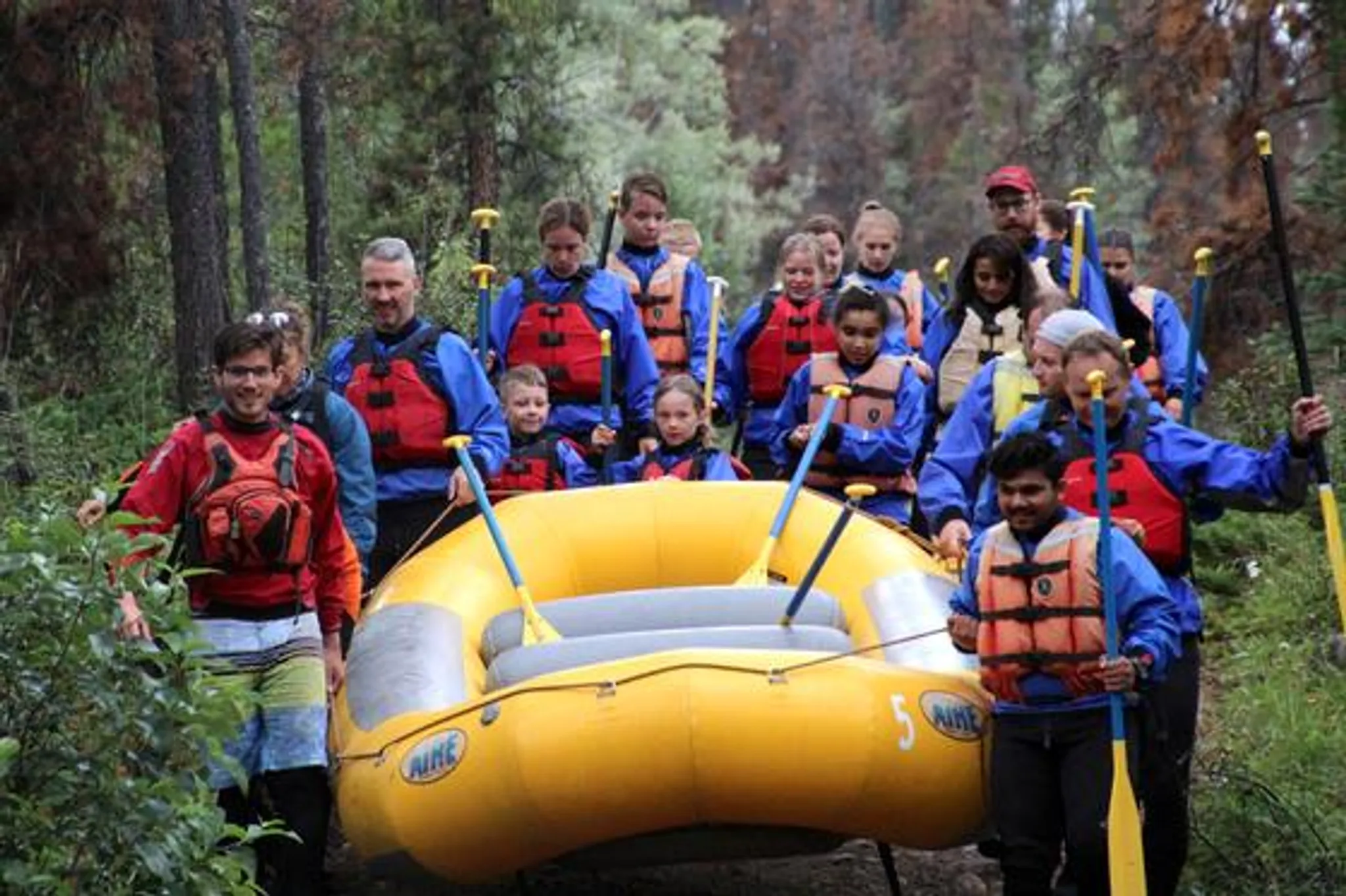 #1 Athabasca Mile 5 Family Rafting Tour
