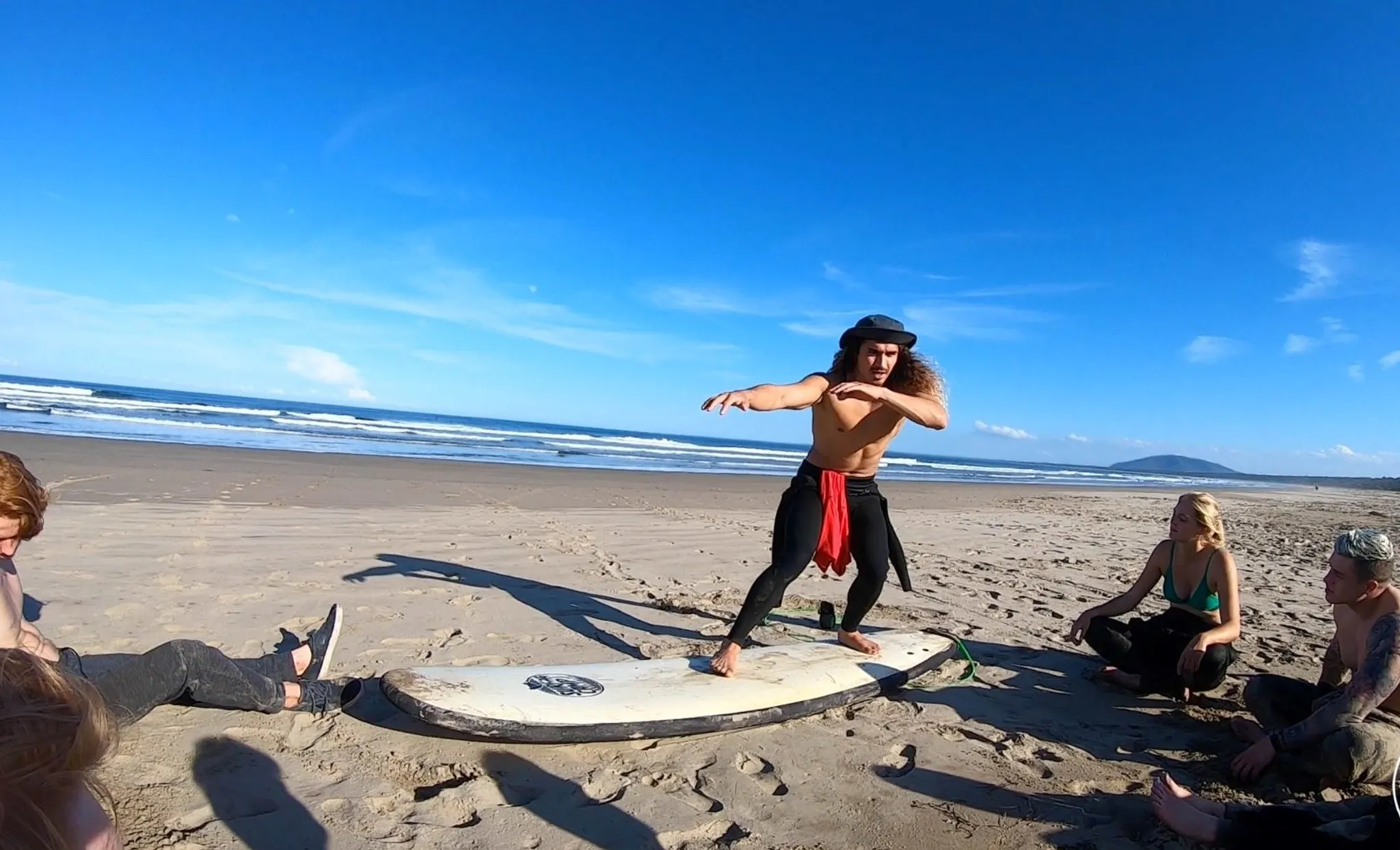 7 Day Surf Adventure Sydney - 5 Days @ 7 Mile Beach, Gerroa - 2 Days Byron Bay