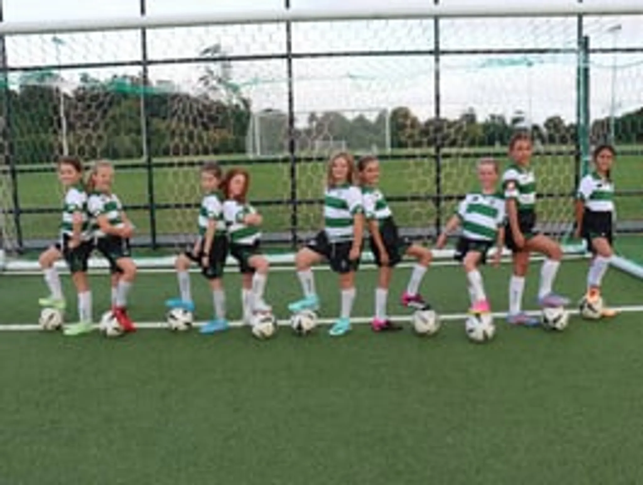 Mini Football | Mixed Social 9 & 10 Years