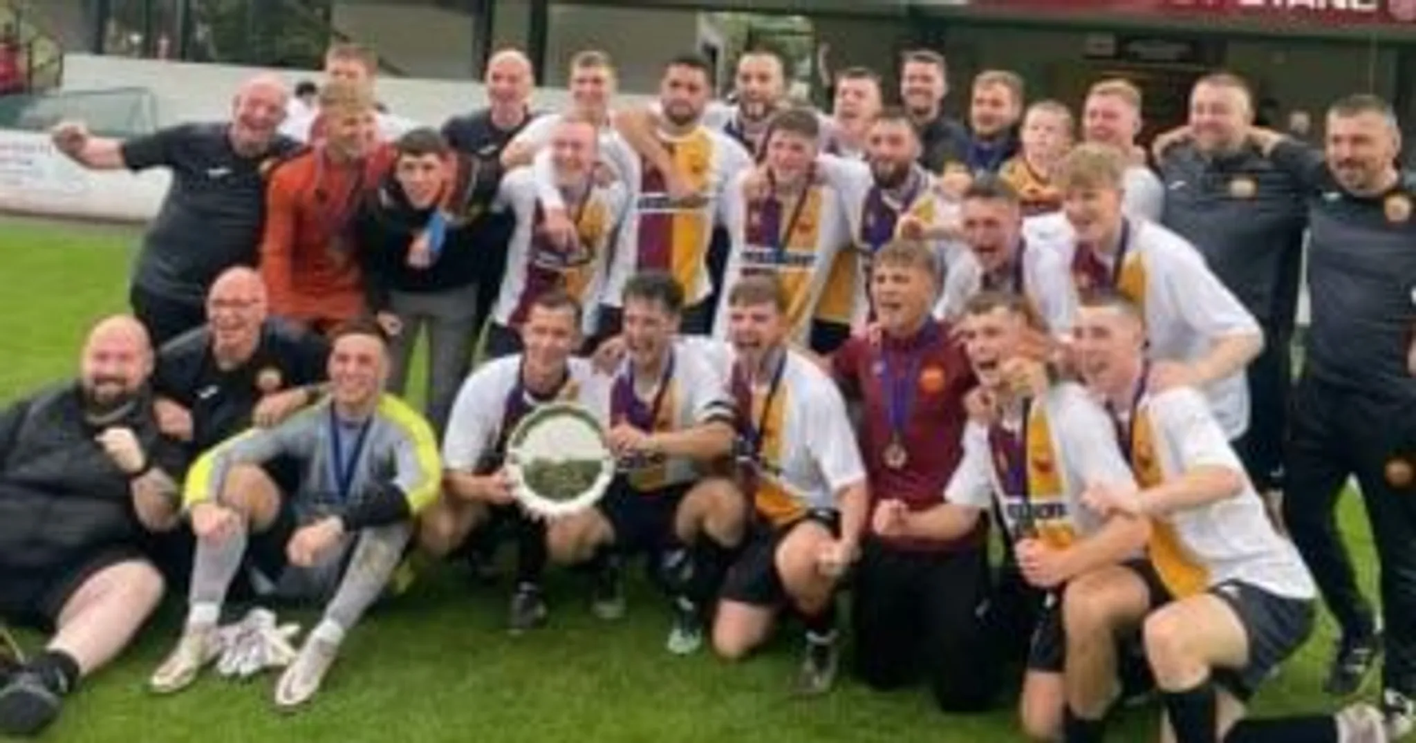 Whitburn back to winning ways!