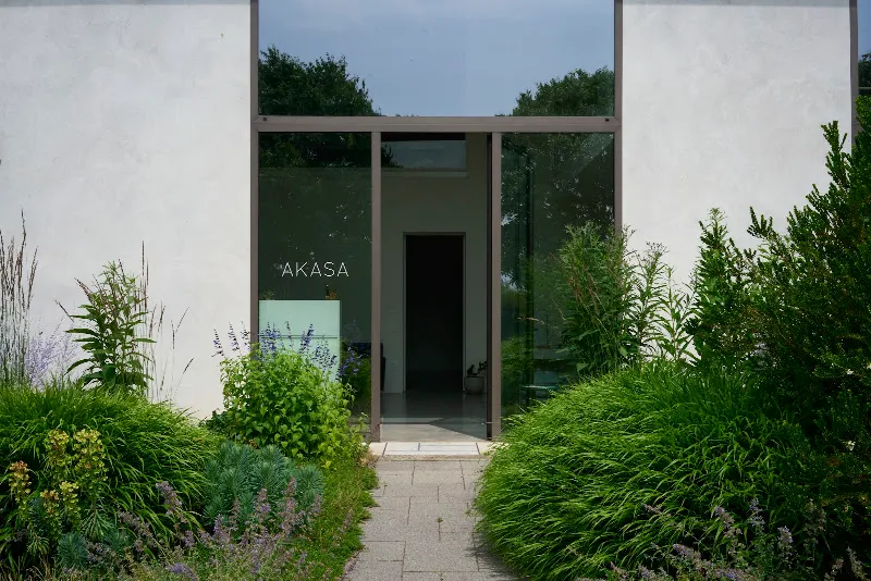 spazio AKASA
