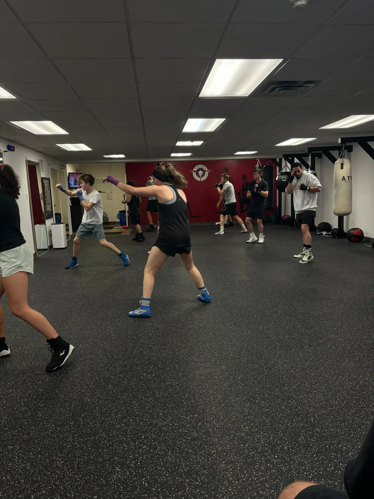 Tomines Boxing
