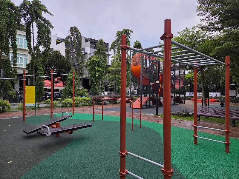 Fitness Corner in Cambridge Park