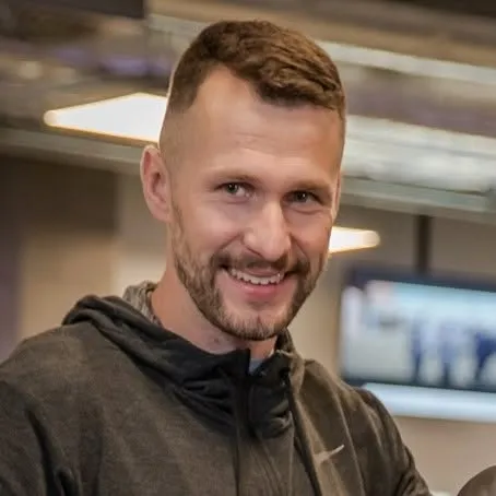 Artur Czerwiński - CzasnaForme.pl
