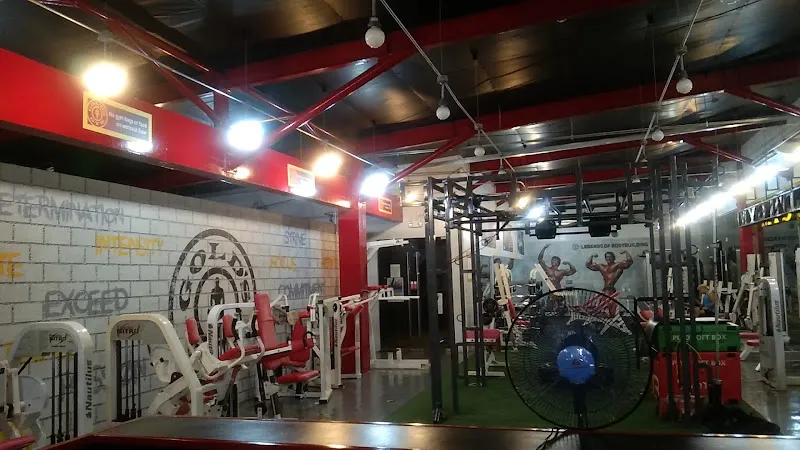 Gold's Gym