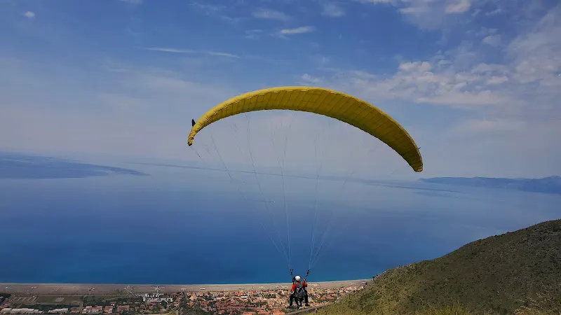 ASD Aero Club Riviera dei Cedri - Atterraggio