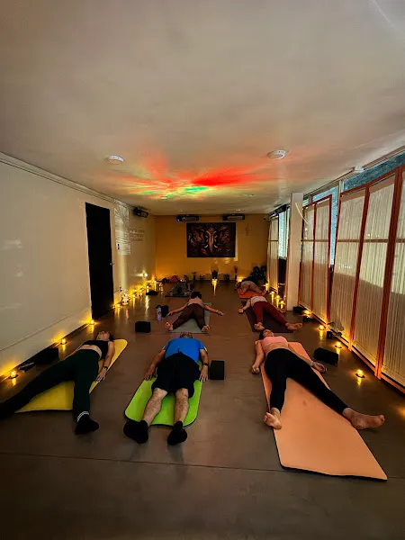 Mandala Studio · Yoga · Reformer · Bienestar