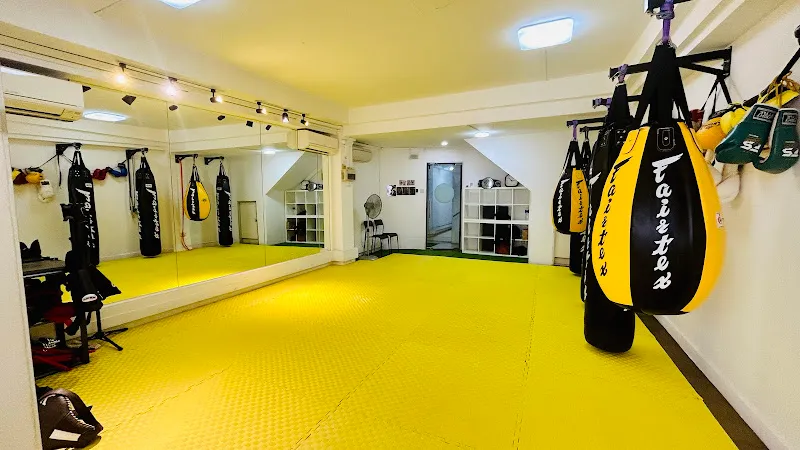 Rokket Muay Thai
