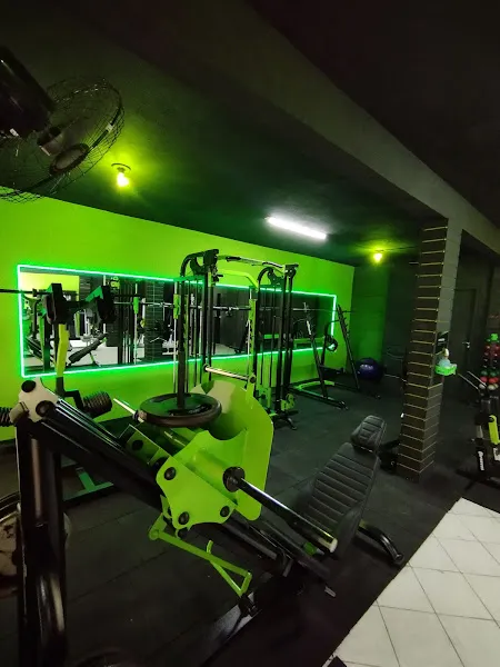 Unik academia / Monte Alegre