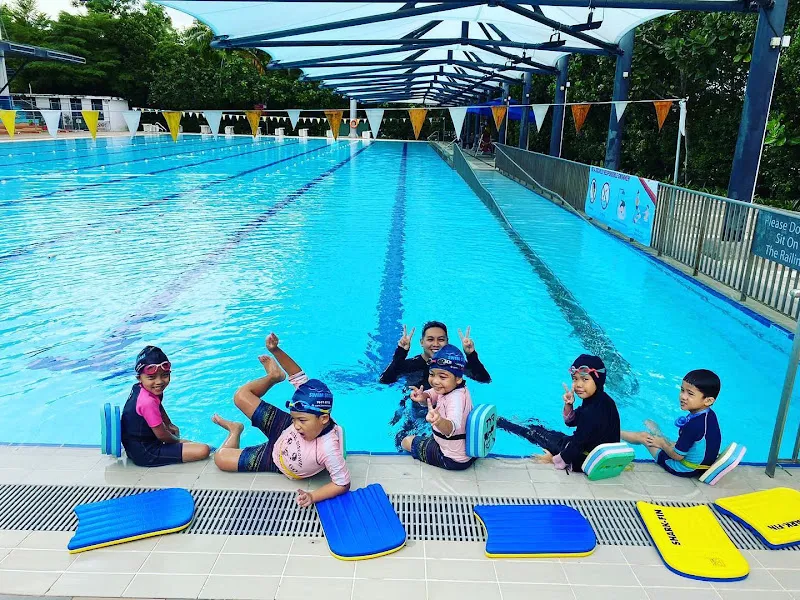 SWIMSTREET.SG